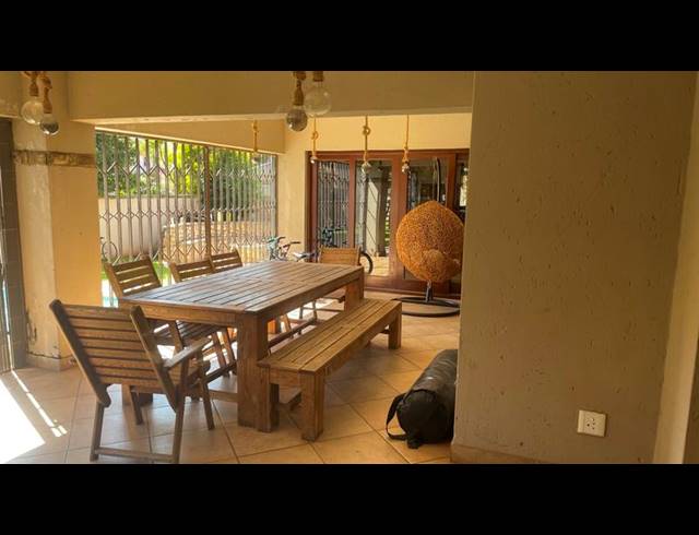 5 BEDROOM HOUSE FOR SALE IN STONERIDGE